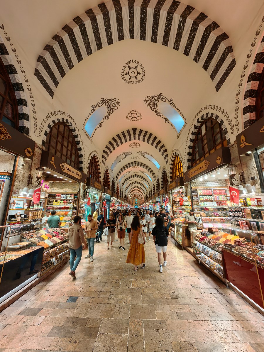 Mısır Çarşısı