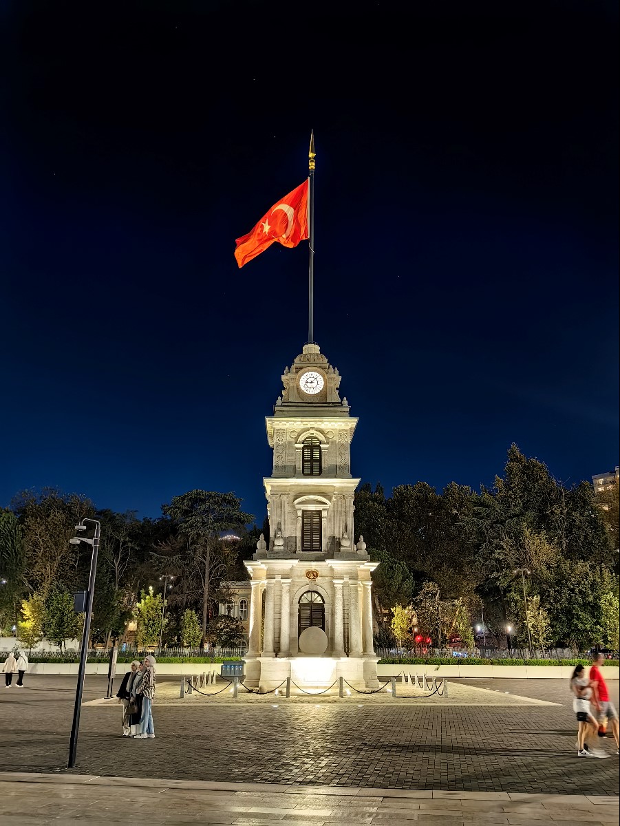 Tophane Saat Kulesi